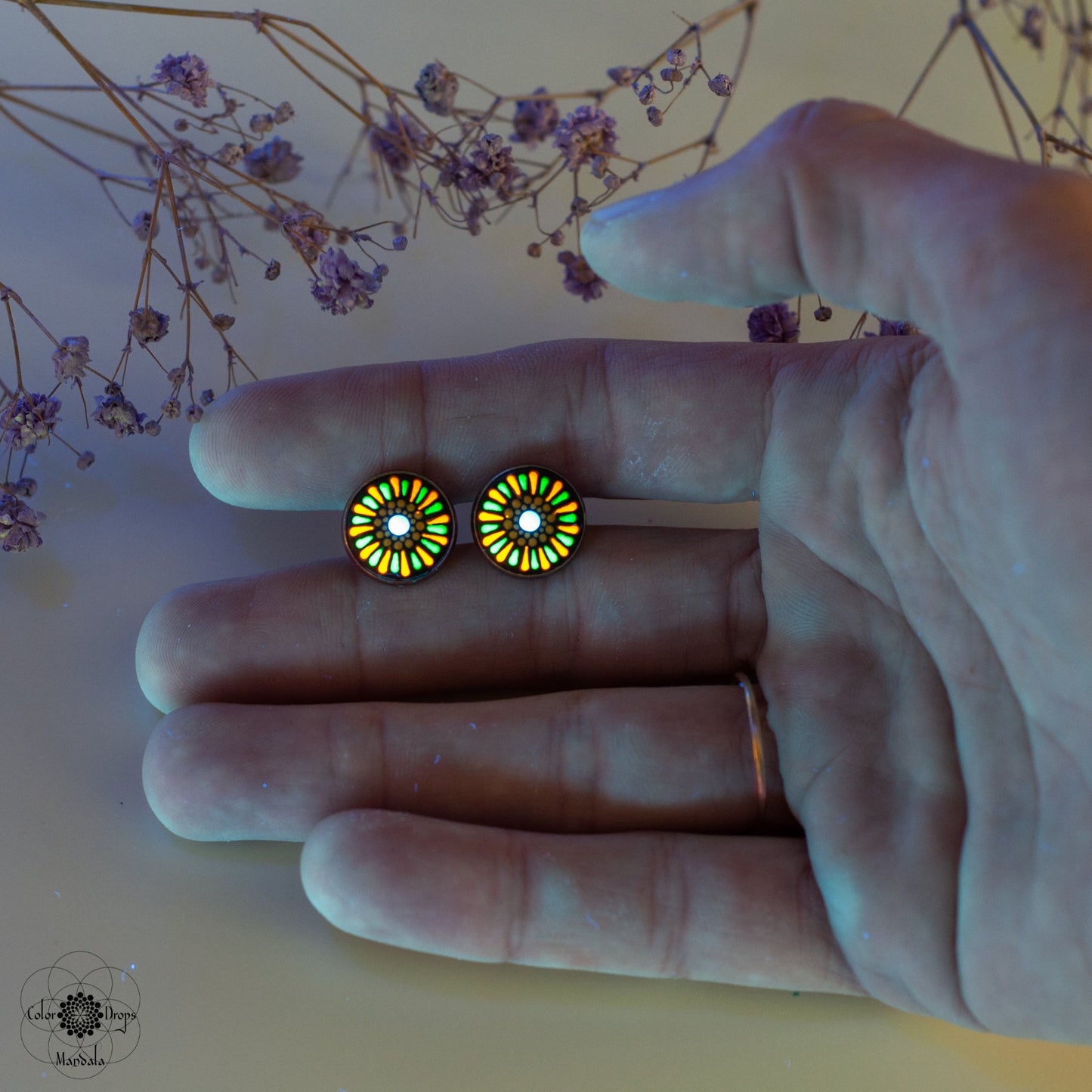 Cercei Mandala "Neon magic" - Verde & Portocaliu