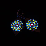 Încarcă imaginea în vizualizatorul Galerie, Cercei mandala &quot;Neon Glow&quot; - Galben &amp; Albastru
