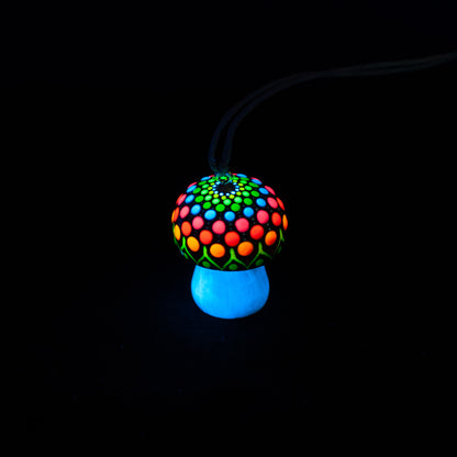 Pandantiv NEON "Magic Mushroom" - Curcubeu