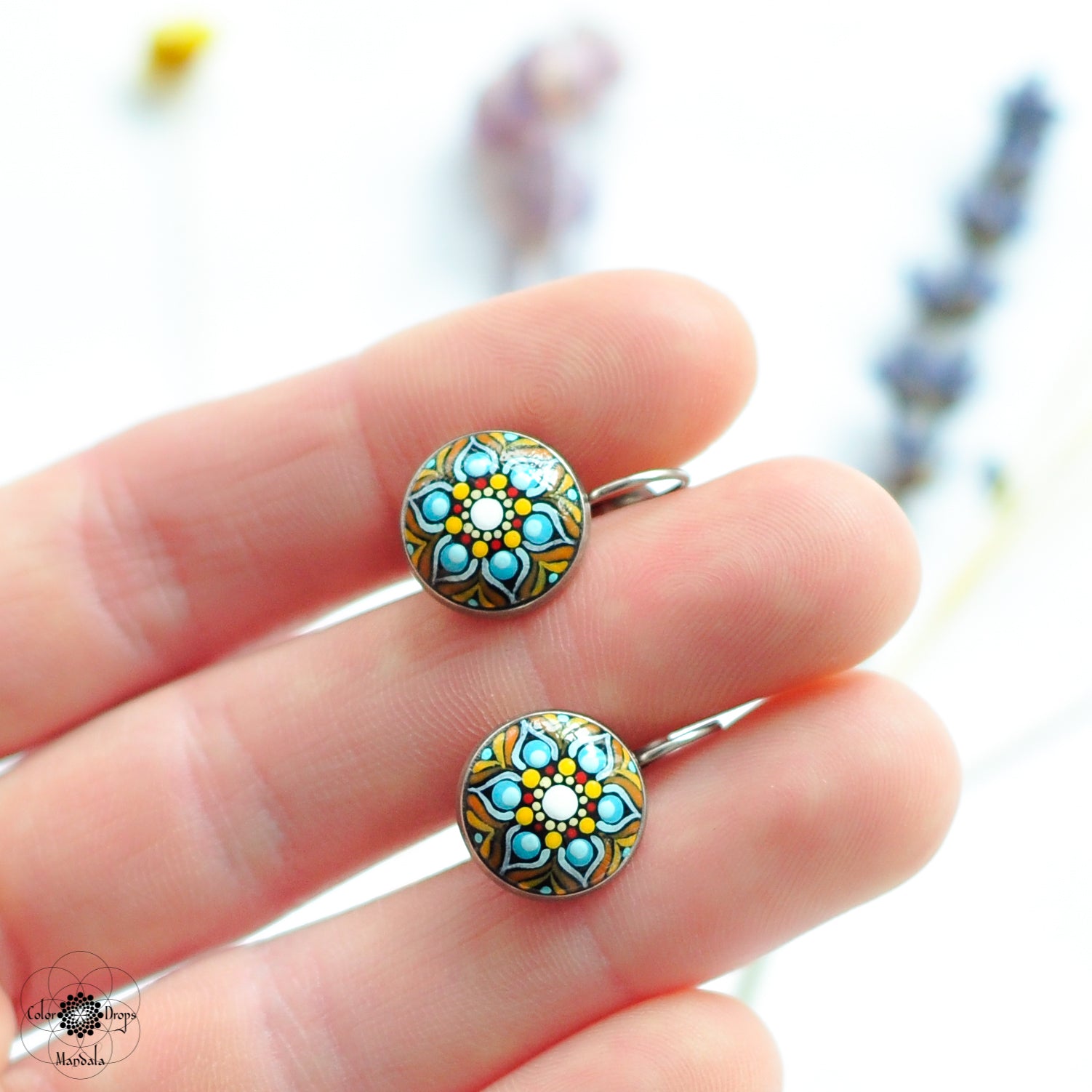 Mini Butterfly Kiss Earrings