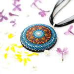 Load image into Gallery viewer, &quot;Grunder Aster&quot; Mandala Pendant
